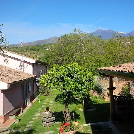 Le Di Bacco בית נופש